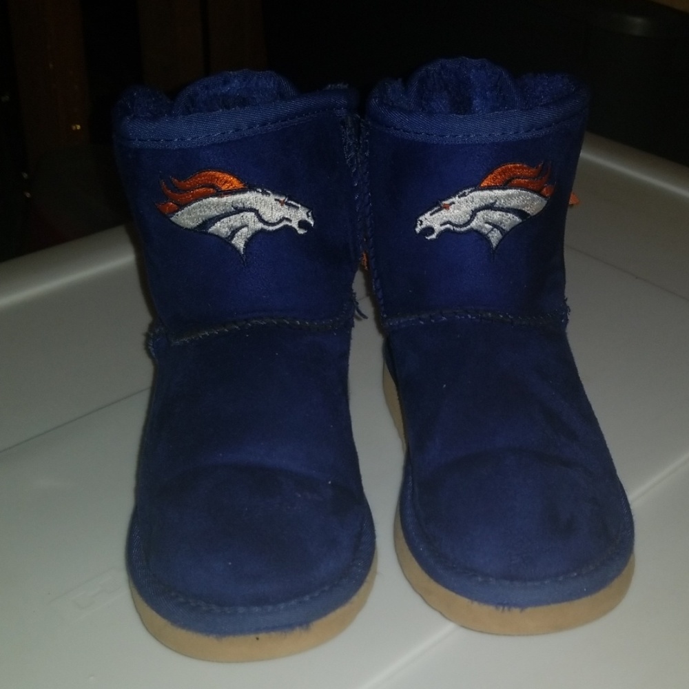 Toddler ugg like Denver Broncos boots